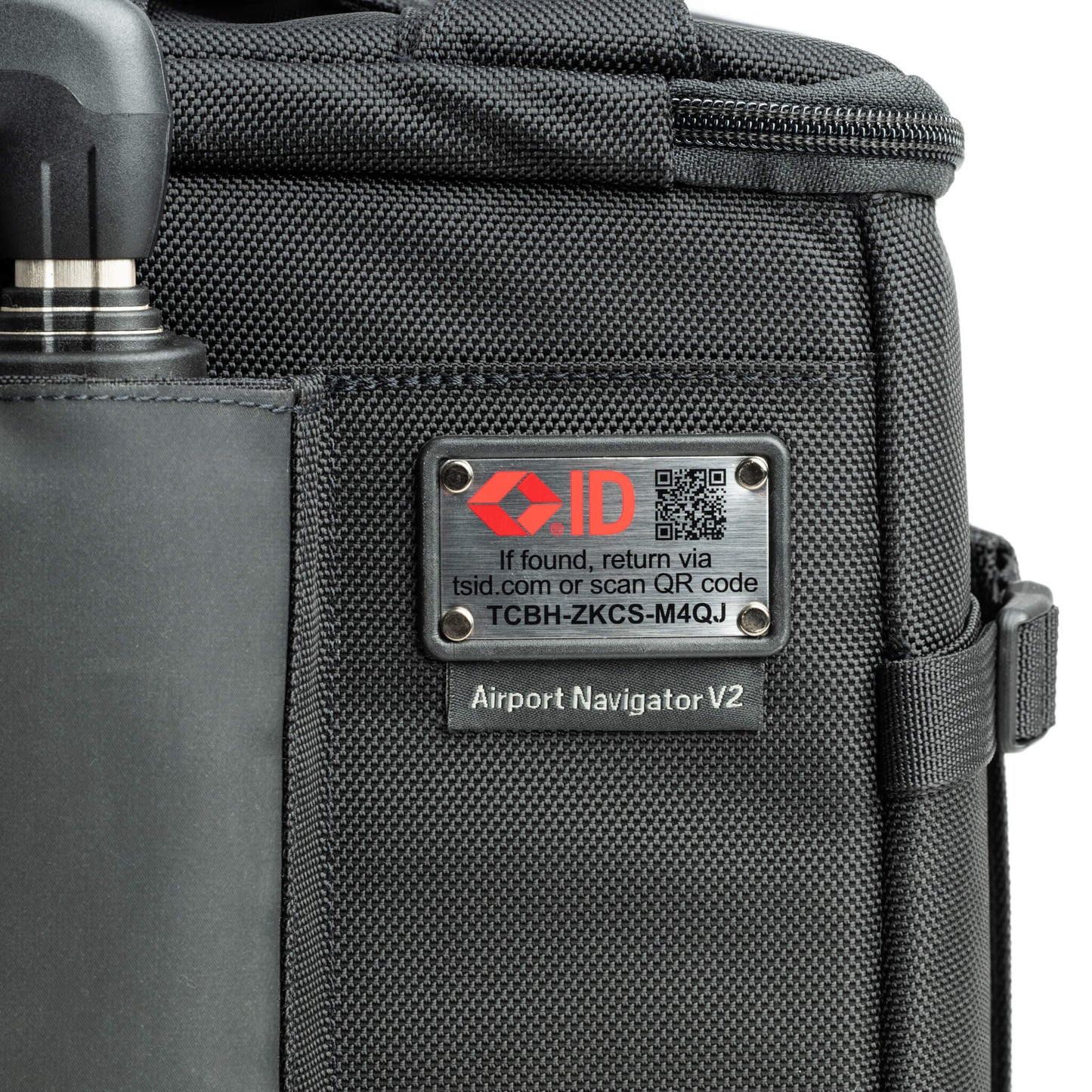 
                  
                    Travel Sentry security ID plate features a unique ID number to assist in recovering lost bags
                  
                